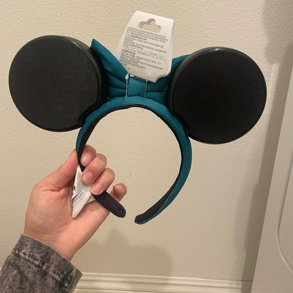 Disneyland Anaheim Ducks Day Ears Mighty 2024 NHL Hockey Disney NWT - Picture 3 of 5